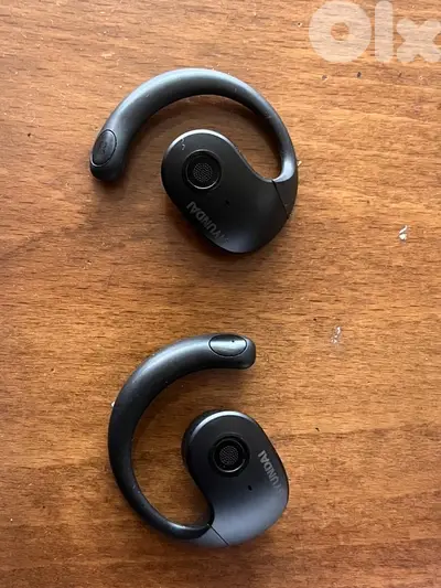 earphones