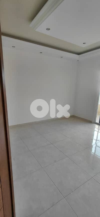 Apartment for sale in Amchit  - شقة للبيع في عمشيت