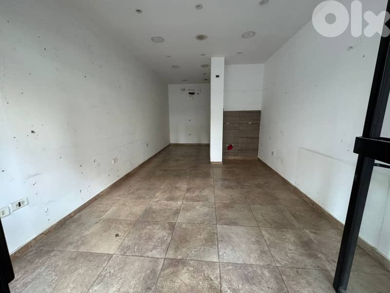 SHOP FOR RENT IN VERDUN PRIME | HOT DEAL | 25SQ | BTR-539 0