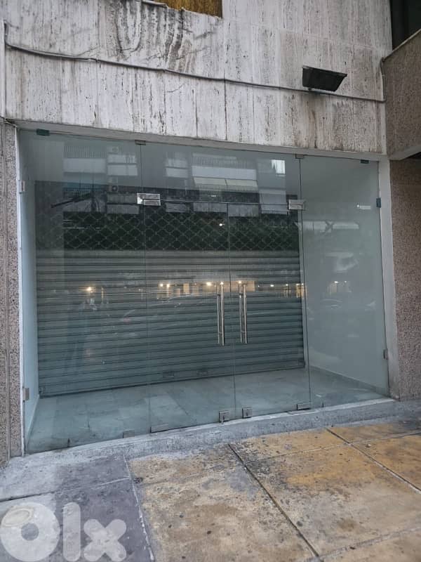 Shop and showroom for Rent in Beirut – 3-Floor Commercial Facility 0