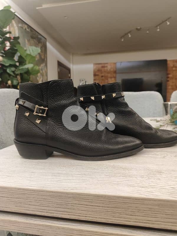 Valentino garavani rockstud ankle boots 0