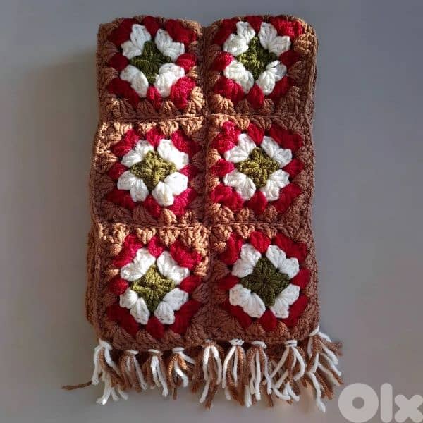 handmade crochet grannysquare scarf 0