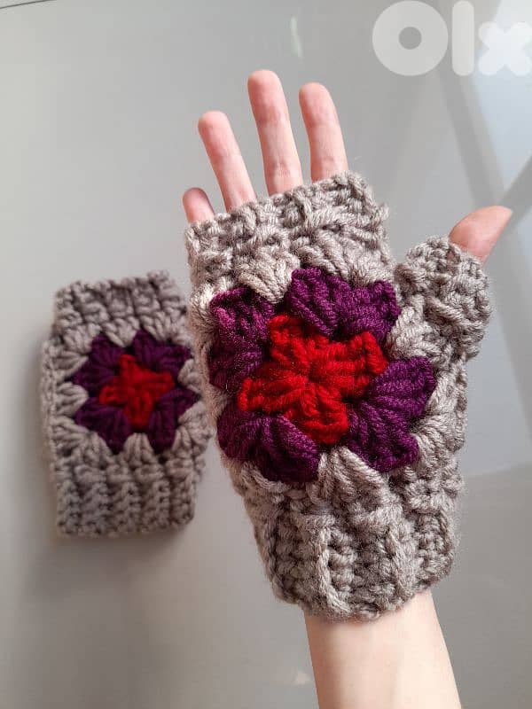 handmade crochet fingerless granny square gloves 0
