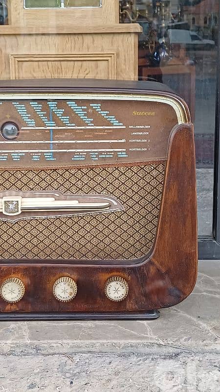 antique 4