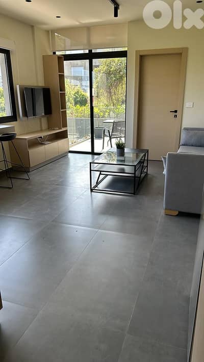 GMB117TA Studio for rent in Batroun - استوديو للإيجار في البترون