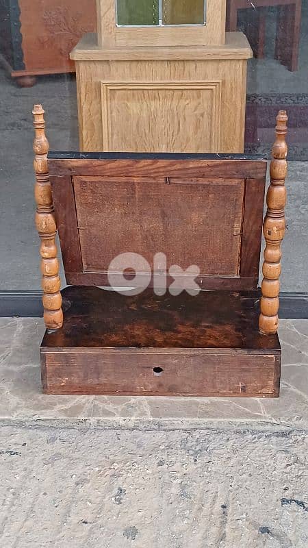 antique 8