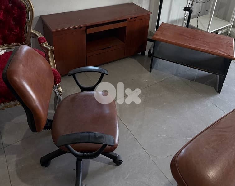 Main Office and Secretary Furniture 1