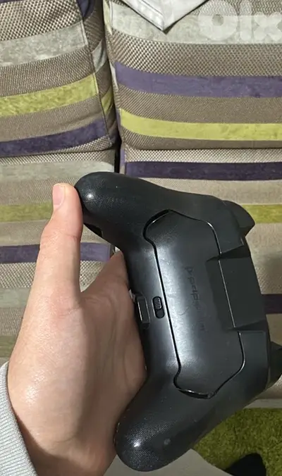 Nintendo switch OLED with 4 joycons and 1 pro controller