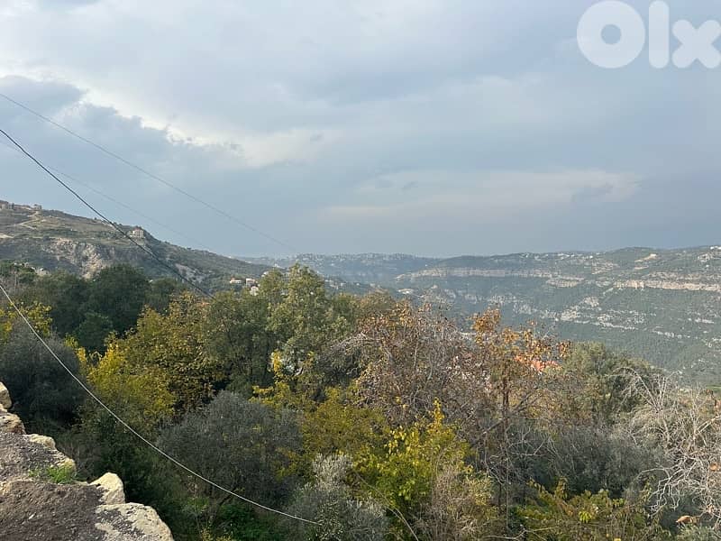 930m land zone 25/50 2-3floors building Ain Jdeede vs Bhamdoun 0