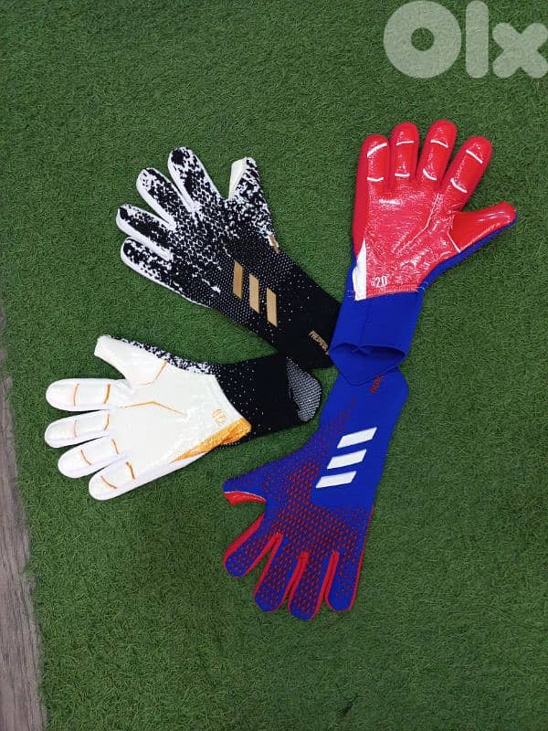 football shoes and gloves original كفوف حارس مرمى فوتبول 0