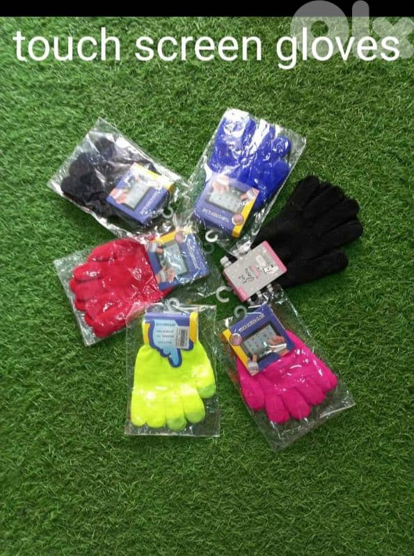 football shoes and gloves original كفوف حارس مرمى فوتبول 3