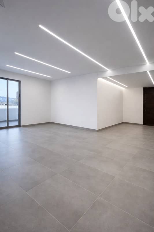 Brand new office in Badaro 0