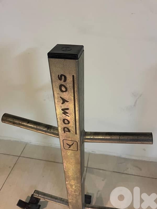 Stand for weight and ace like new domyos 3