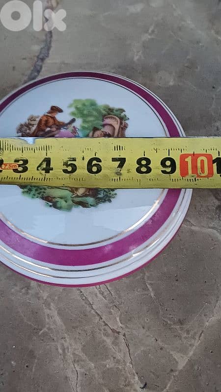 antique 8
