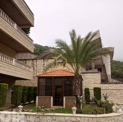 Building for sale in Ghedres GH237 مبنى للبيع في غدرِاس