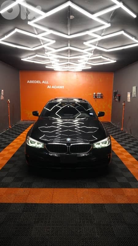 BMW 5-Series 2019 0