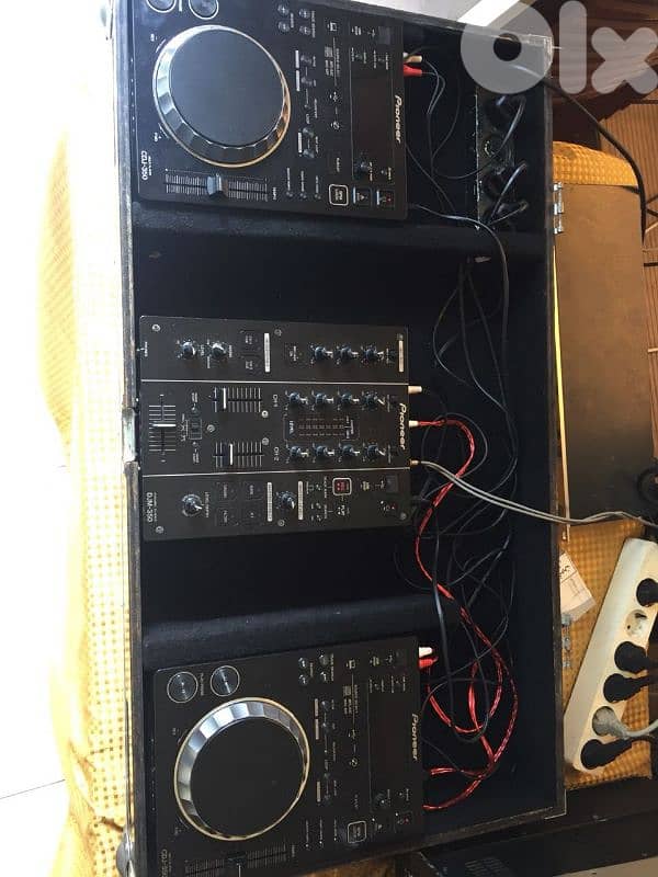 Pioneer 2 CDJ 350 / DJM 350 0