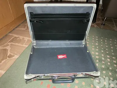 Vintage Black Samsonite Briefcase
