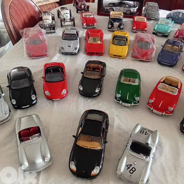 collectible Die cast 1/18 cars 0