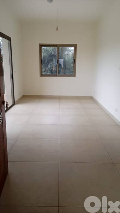 GMB104EM - Apartment for sale in Amchit - شقة للبيع في عمشيت