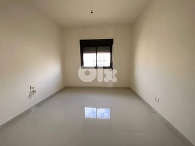 GMK132MM - Apartment for sale in Blat - شقة للبيع في بلاط