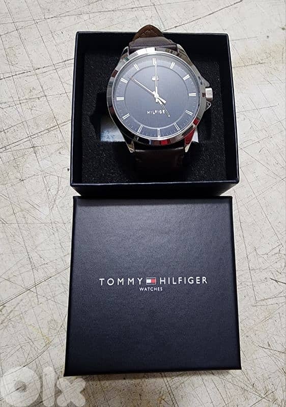 Tommy Hilfiger analog dress watch 0