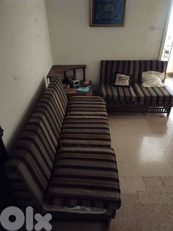 living room 0