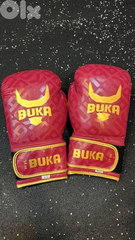 venum gloves 4