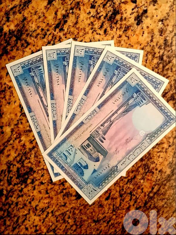 100 Lebanese Lira uncirculated 0