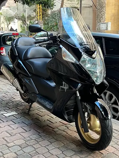 Honda silverwing crystal 600 AbS