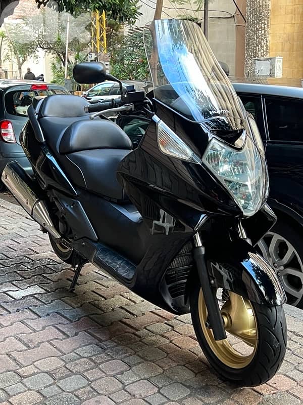 Honda silverwing crystal 600 AbS 0
