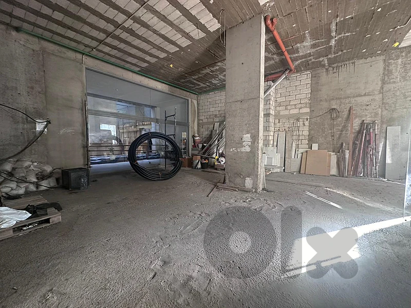 Shop for Rent in Downtown Beirutمحل للإيجار في وسط بيروت