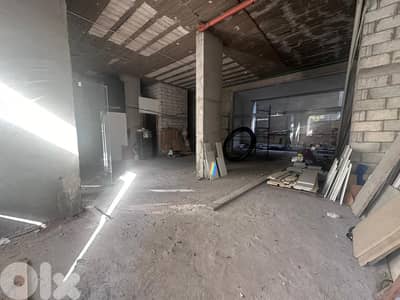 Shop for Rent in Downtown Beirutمحل للإيجار في وسط بيروت