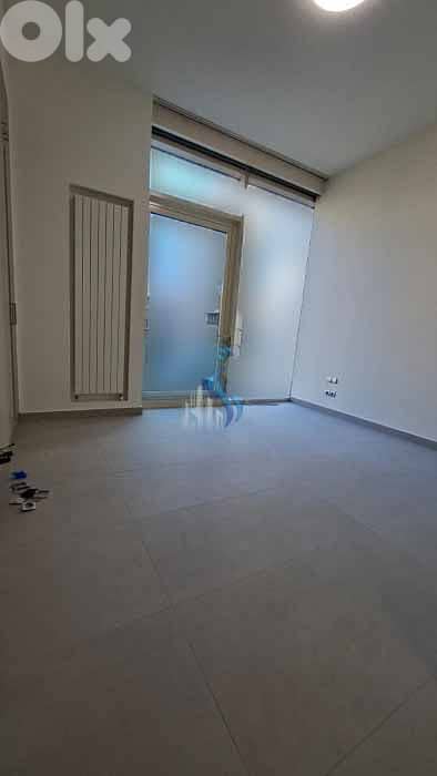 HIGH-END APARTMENT IN DOWNTOWN PRIME (240SQ) , (BTR-538)