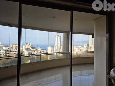 Apartment for sale in Hamra شقة للبيع في حمرا