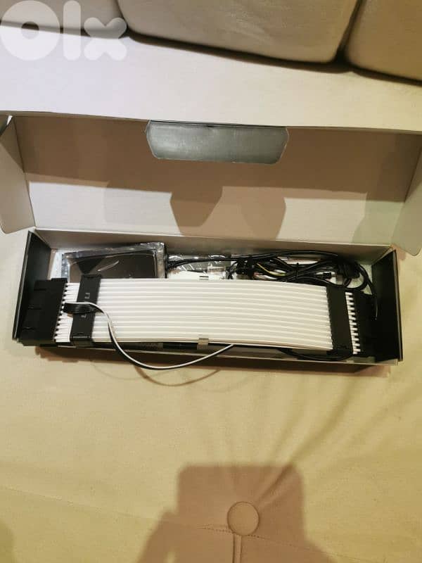 lian li v2 strimer 50$ final 1