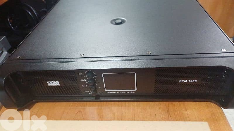 amplifier 4ch 1200w x 4 new in box 1