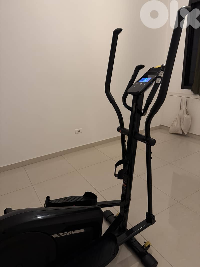 Liquidation! Decathlon Elliptical Cross Trainer 520 3
