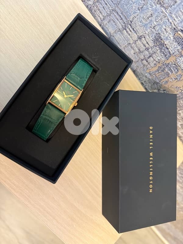 Daniel Wellington crocodile leather sunray rose gold watch  farfetch 0