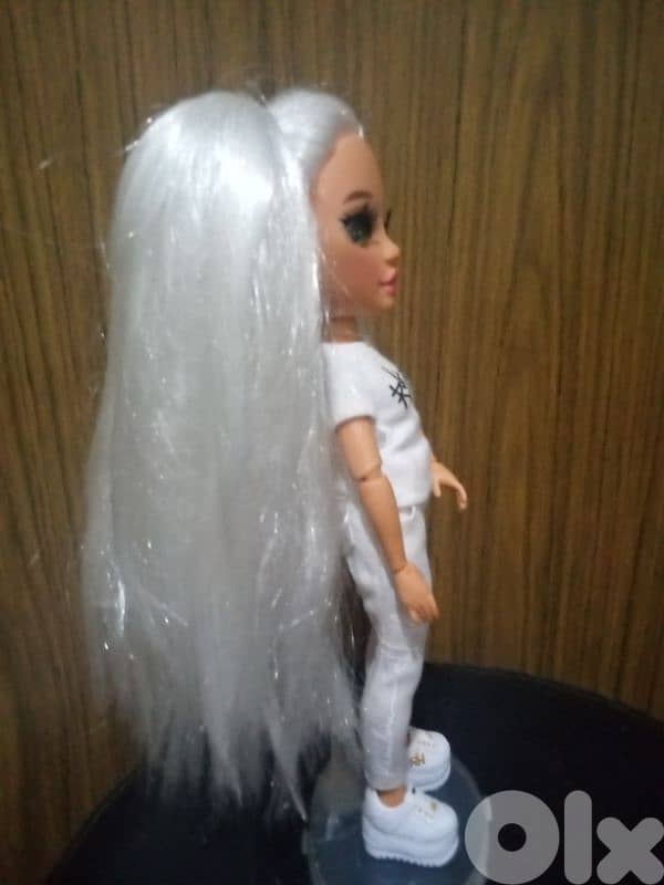 DIY COLOR AND CREATE -RAINBOW HIGH OMG Great doll +own RH outfit+shoes 4