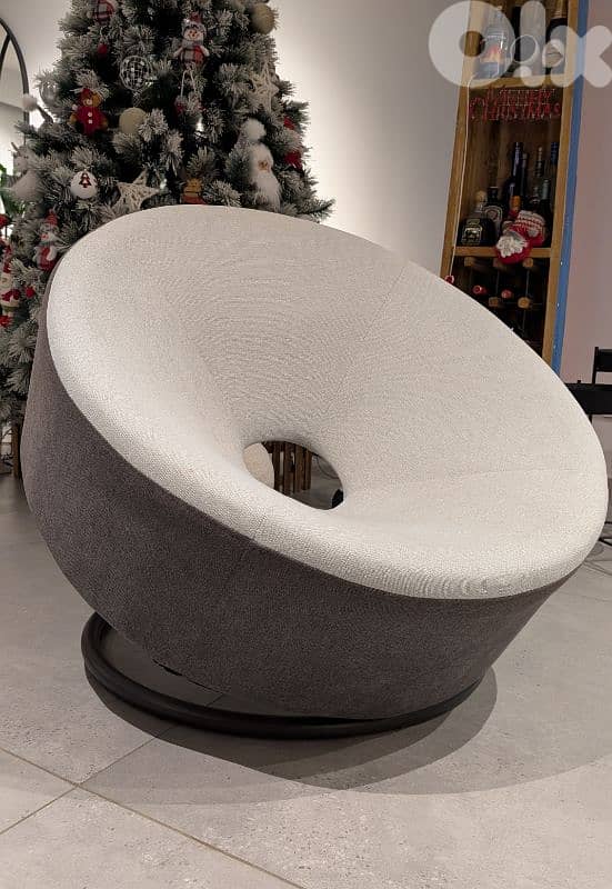 Donut Couch 0