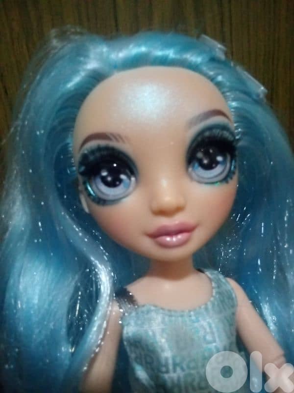 GABRIELLA ICELY RAINBOW HIGH posable great doll+her own dress+shoes=43 3