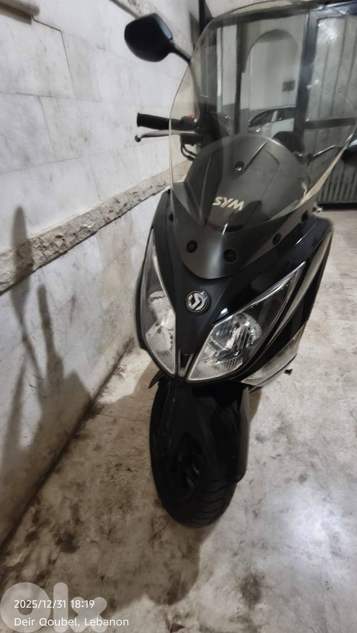 SYM 300 CC 1