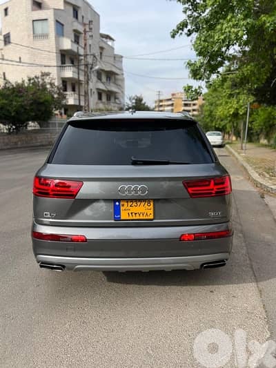 Audi Q7 2017