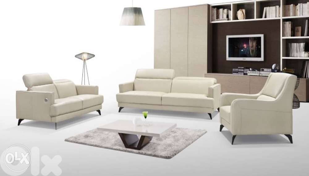 living room lB1 0