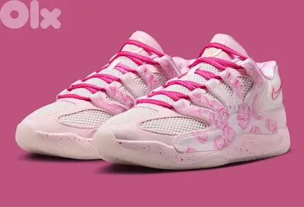 basketball shoes