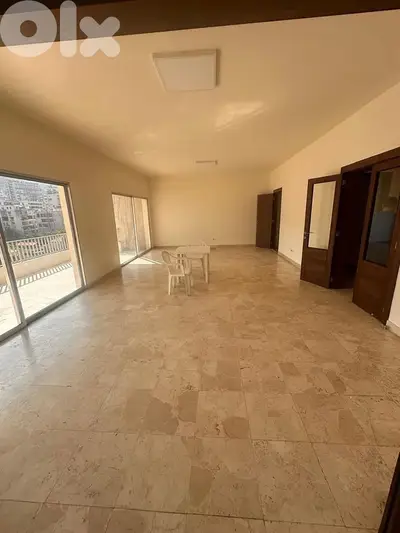 Jal El Dib/ Bright Apartment for Rent - جل الديب / شقة مشرقة للإيجار