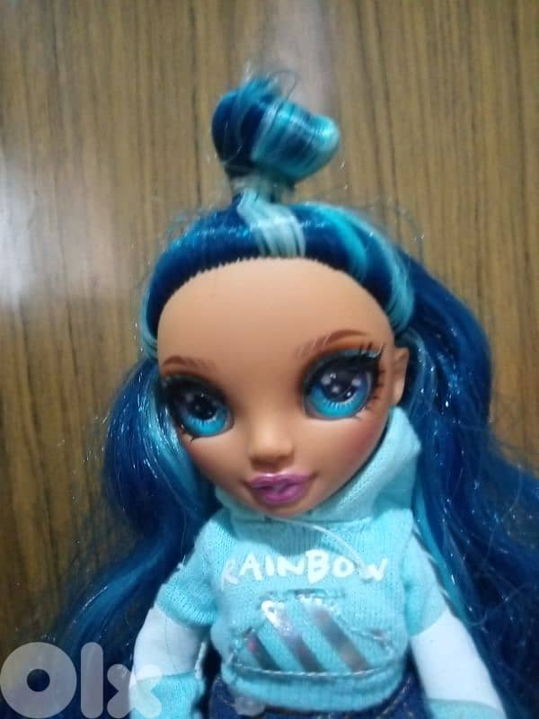 SKYLER BRADSHAW JUNIOR/smaller RAINBOW HIGH posable great doll=37$ 1