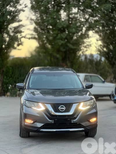 Nissan X-trail Rogue 4wd 4-cylinder 61  tmiles