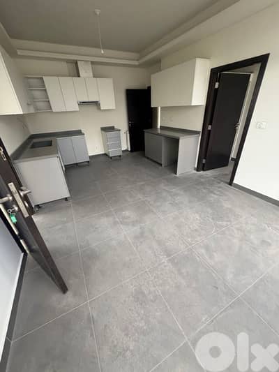 apartment For rent in monteverde شقة للايجار في منتيفردي